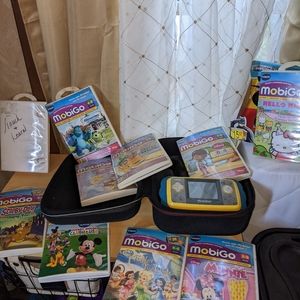 MobiGo System with games and a hard back case